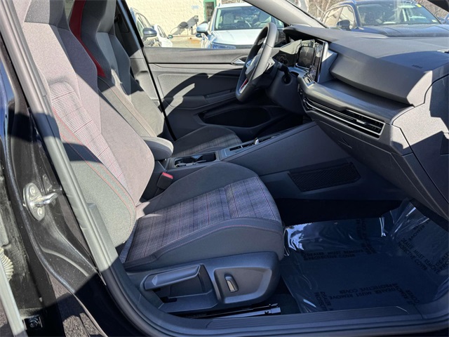 2022 Volkswagen Golf GTI SE photo 16