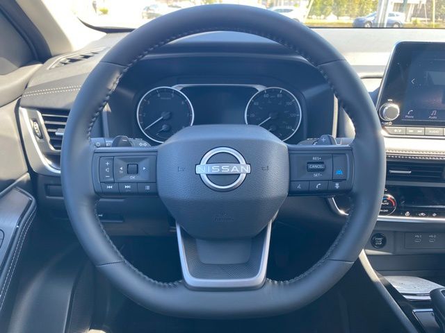 2026 Nissan Rogue SV photo 9