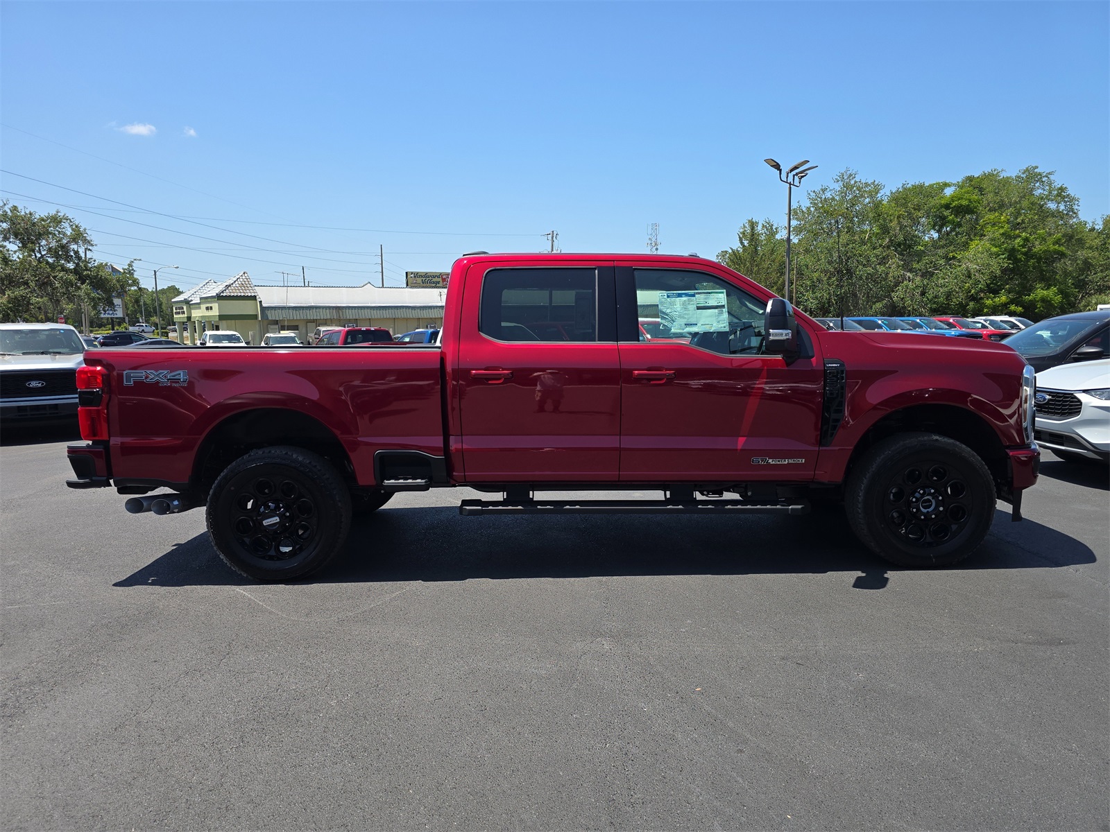 2025 Ford F-250 Lariat photo 3