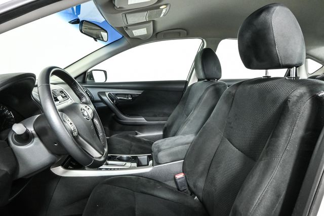 2014 Nissan Altima 2.5 SV photo 4