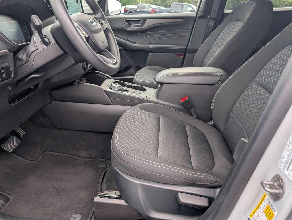 2025 Ford Escape Active photo 6
