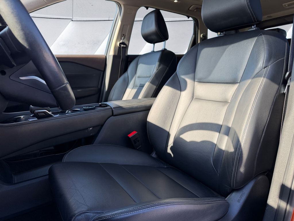 2021 Nissan Rogue SL photo 8