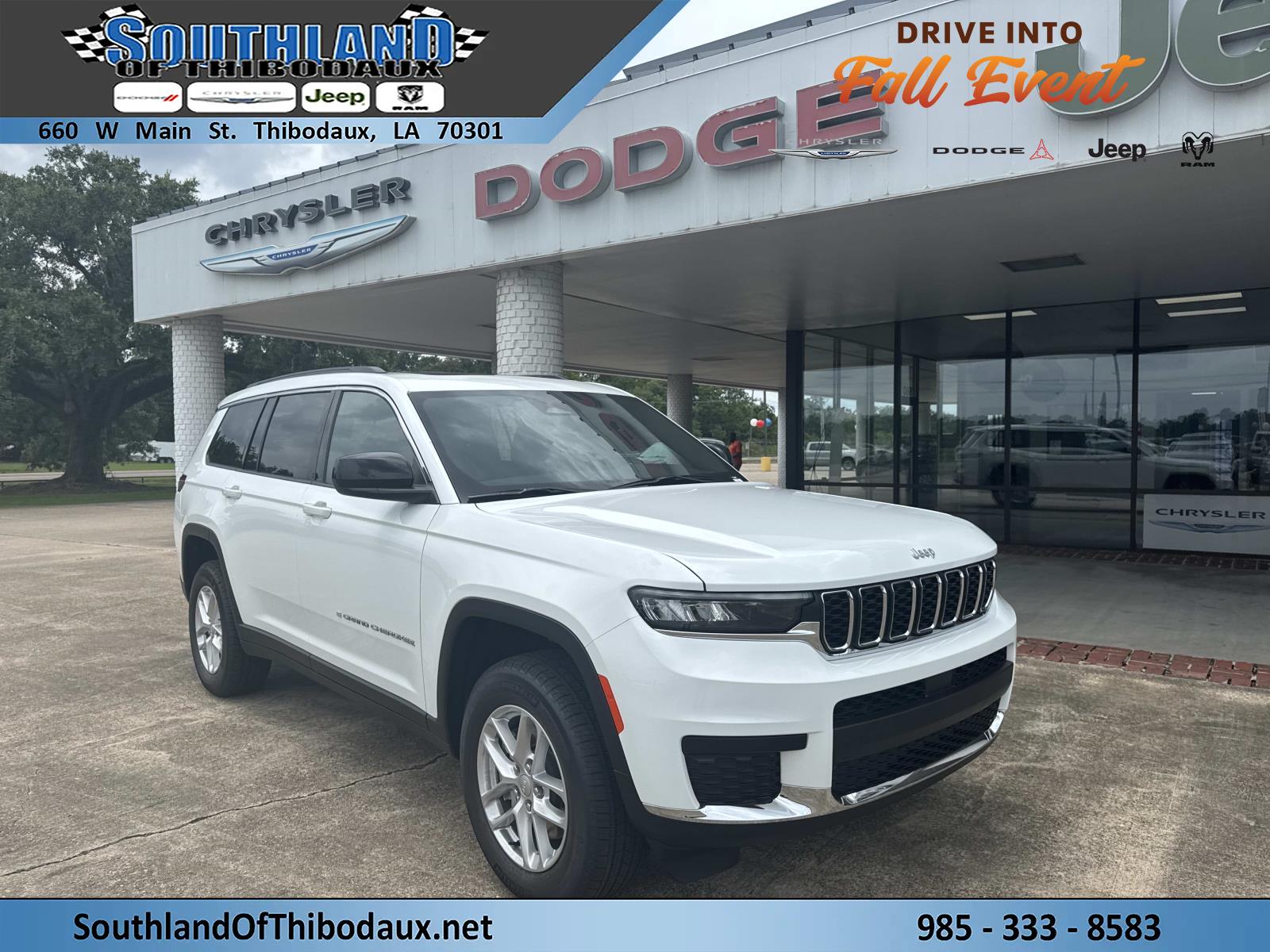 2025 Jeep Grand Cherokee L Laredo's photo