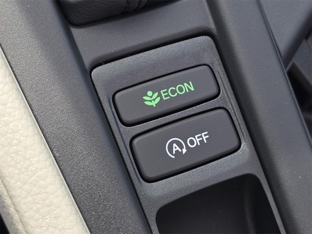 2025 Honda Accord SE photo 7