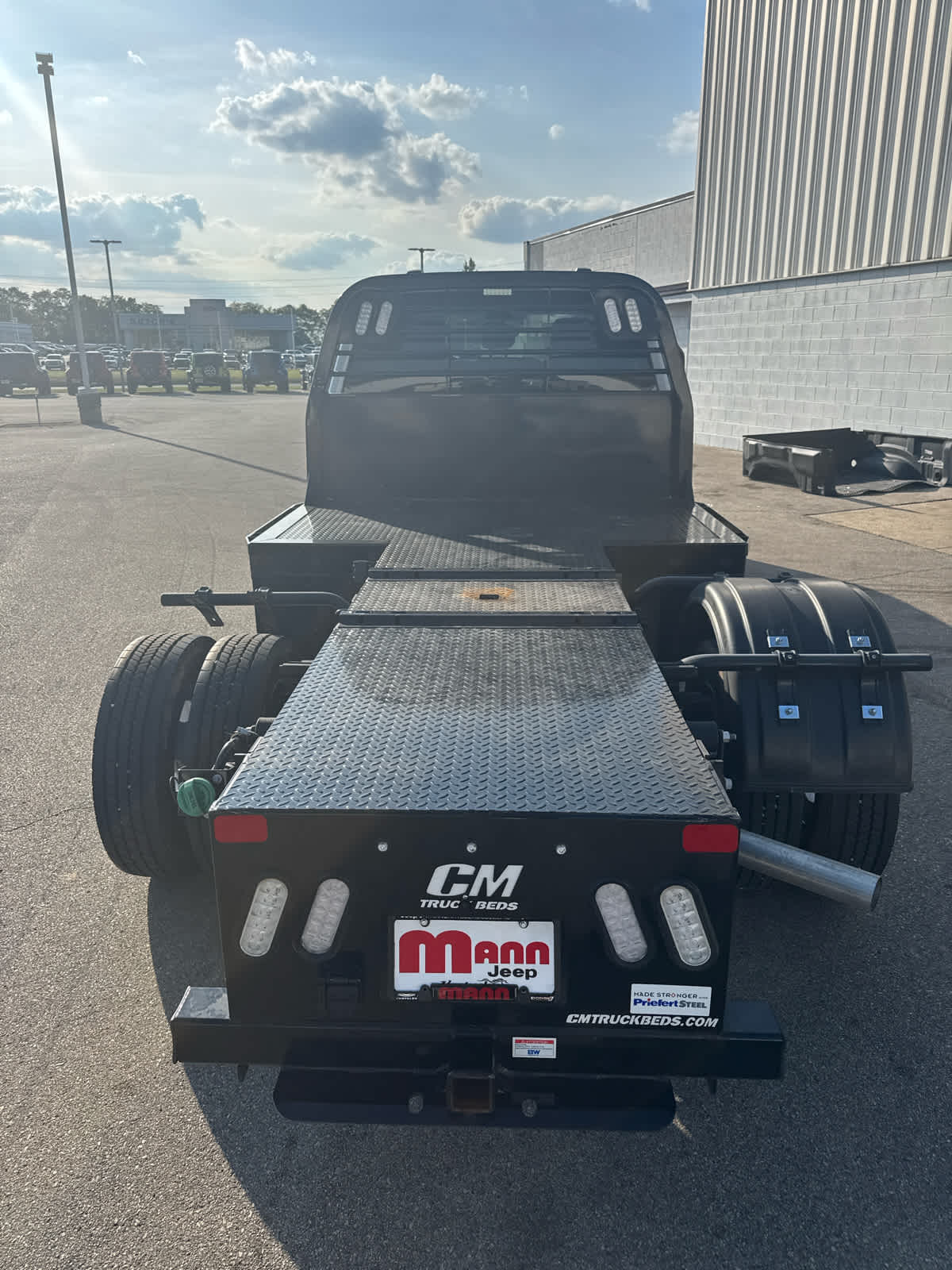 2024 Ford F-550 XLT photo 4
