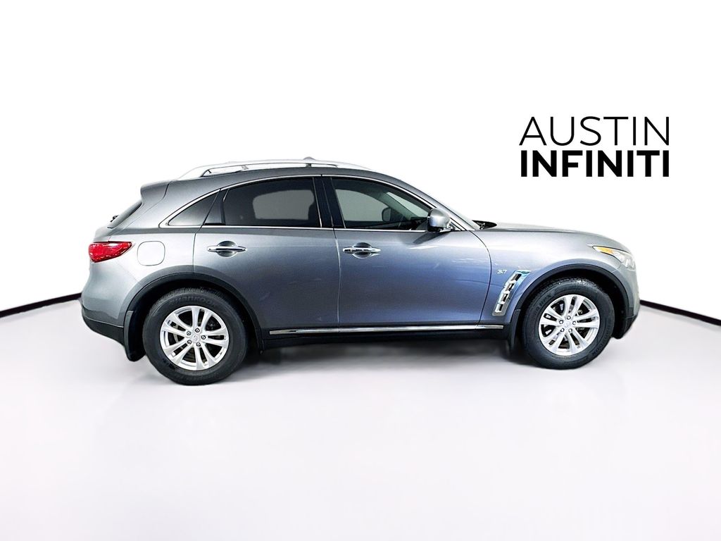 2016 Infiniti QX70 photo 8
