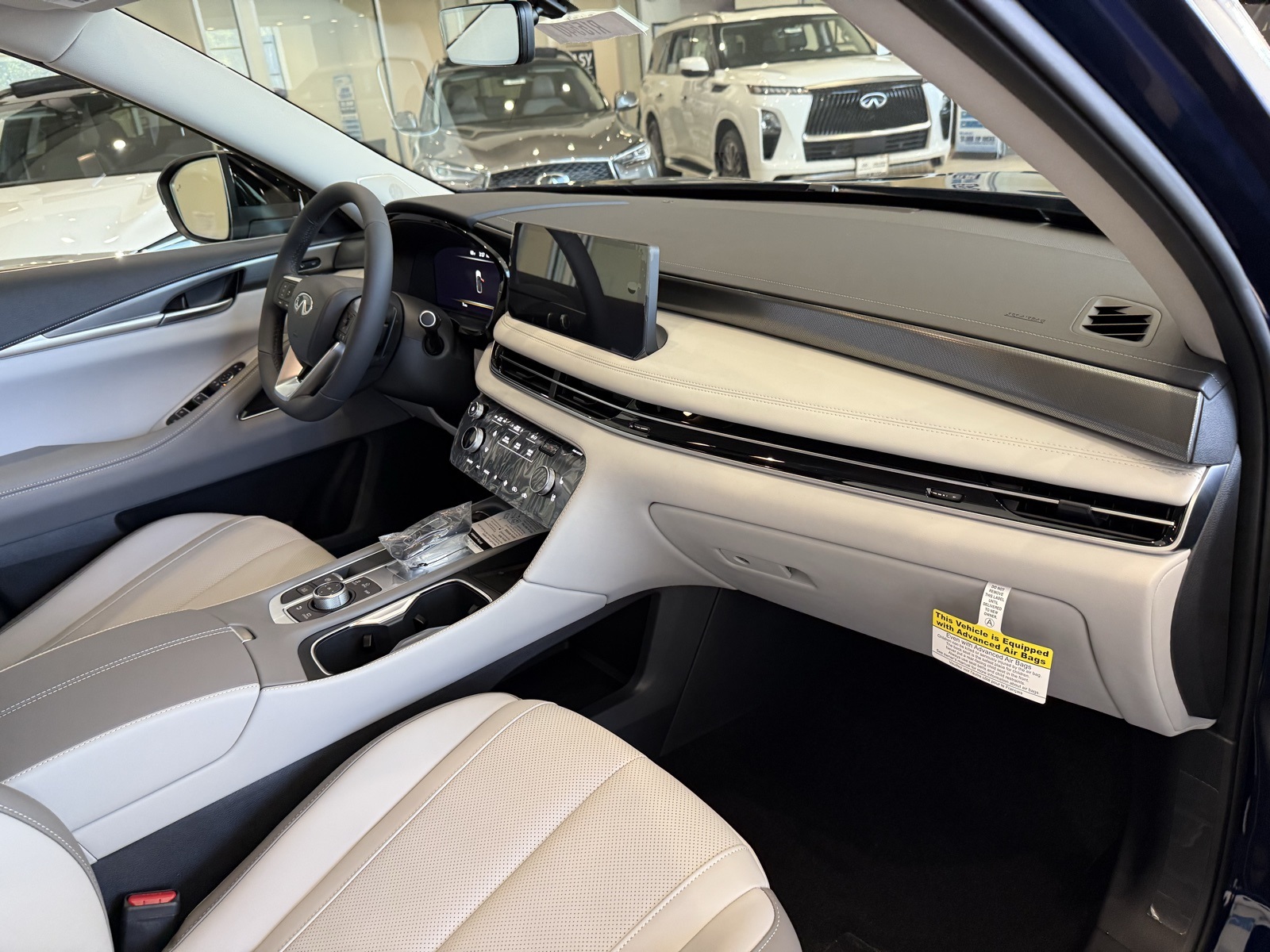 2026 Infiniti QX60 Luxe photo 29