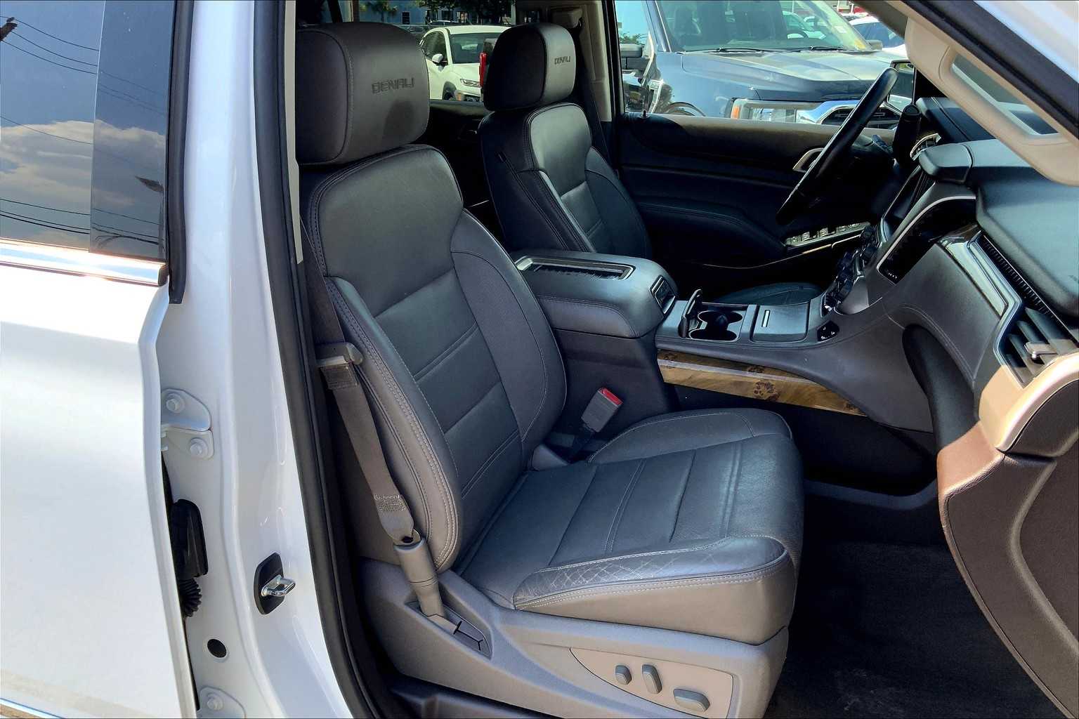 2016 Gmc Yukon XL Denali photo 8