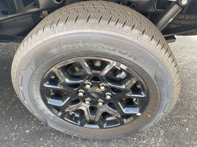 2025 Ford F-150 XLT photo 17