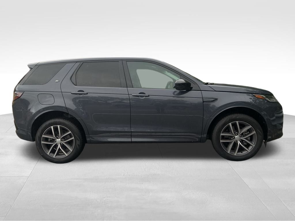 2025 Land Rover Discovery Sport S photo 4