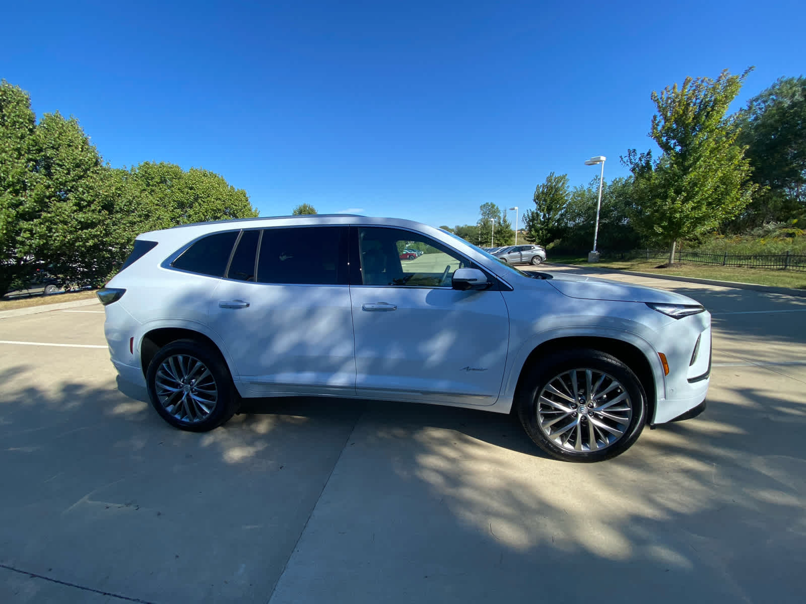 2026 Buick Enclave Avenir photo 4