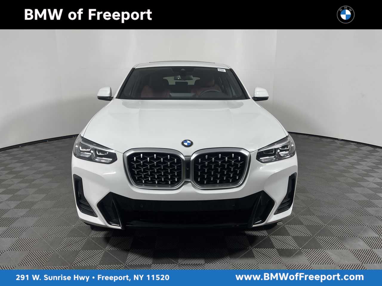 2024 BMW X4 30i's photo