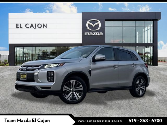 2024 Mitsubishi Outlander Sport SE's photo