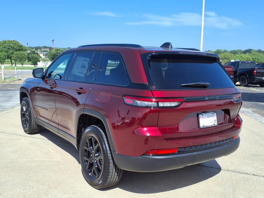 2025 Jeep Grand Cherokee Altitude X photo 5