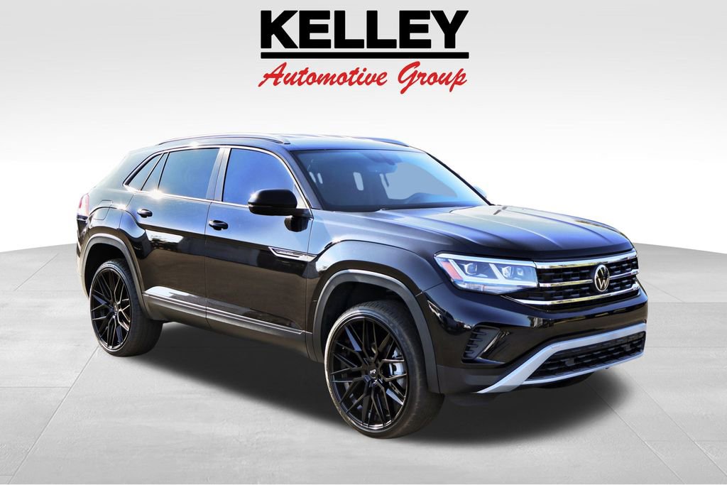 2021 Volkswagen Atlas Cross Sport SE's photo