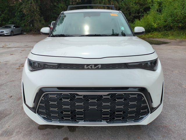 2023 Kia Soul GT-Line photo 2