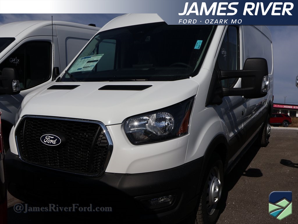 2026 Ford Transit Van Base's photo