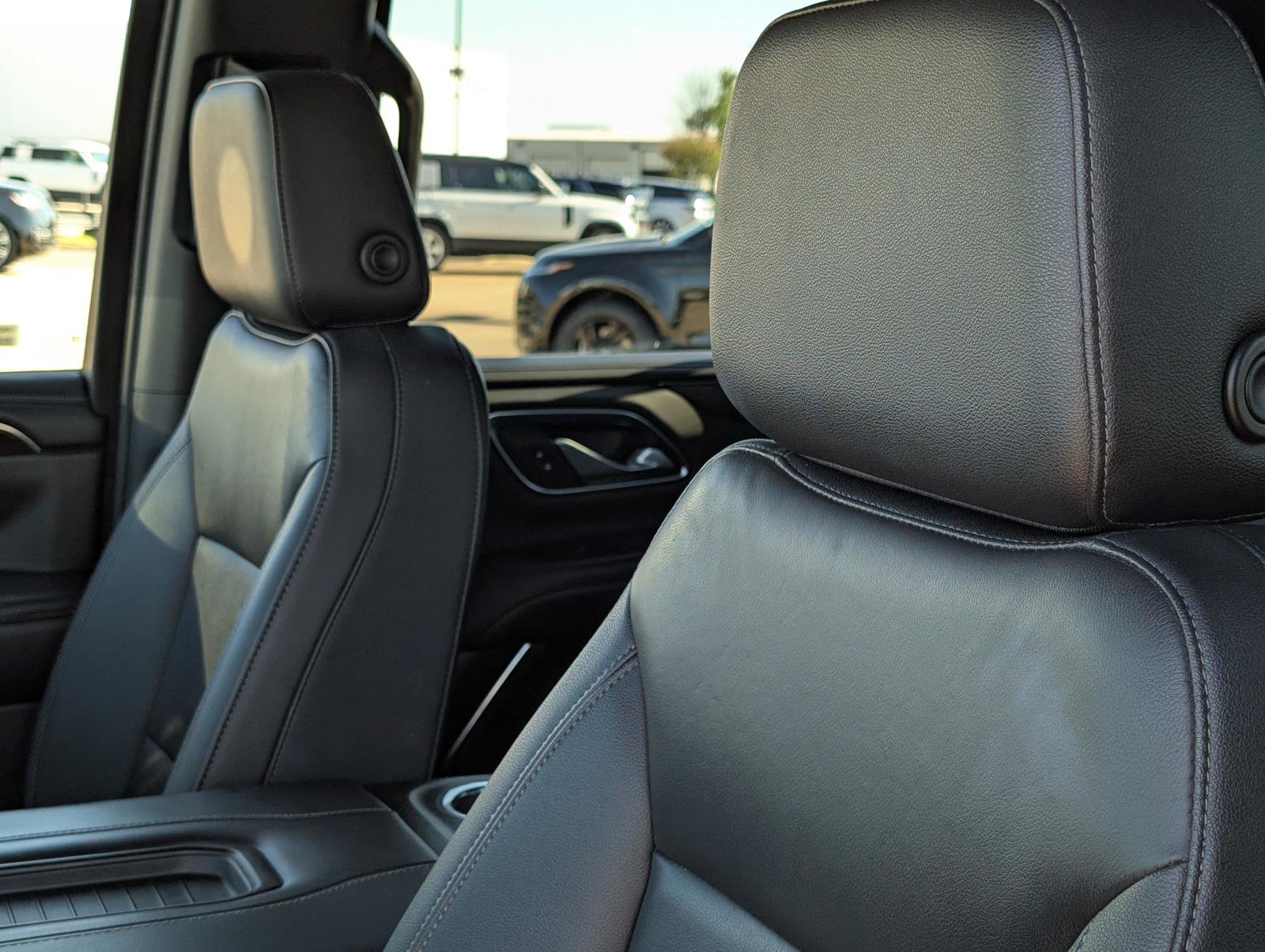 2022 Chevrolet Tahoe Z71 photo 24