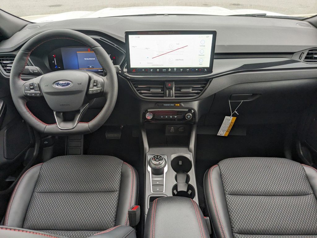 2025 Ford Escape ST-Line photo 11