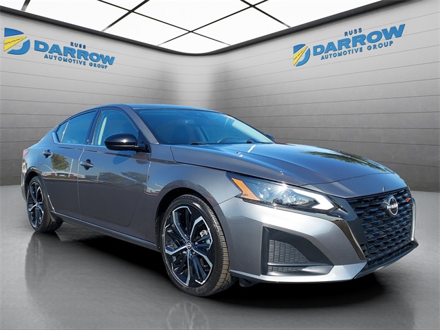 2023 Nissan Altima 2.5 SR photo 7