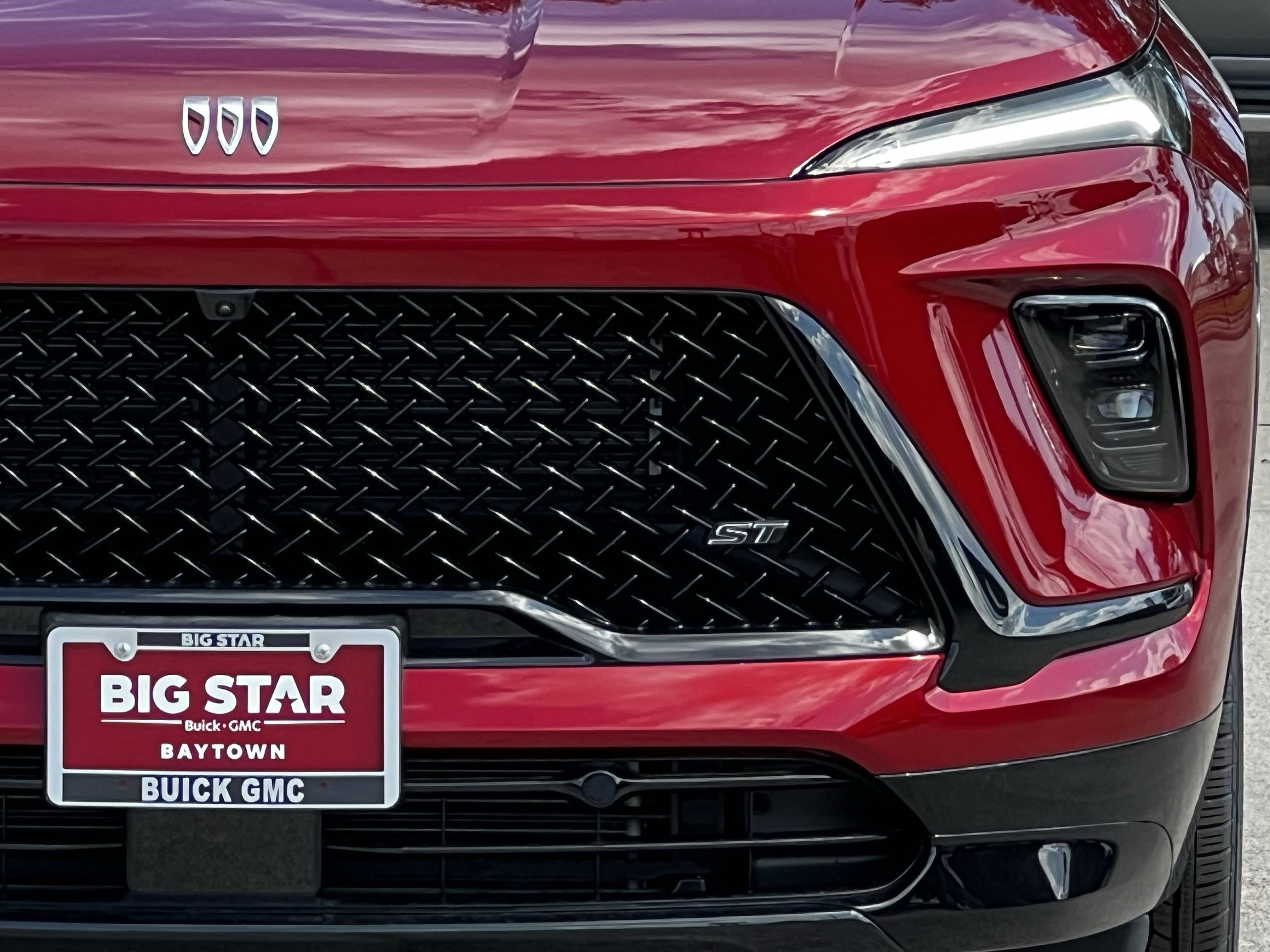 2026 Buick Enclave Sport Touring photo 3