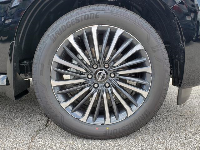 2025 Nissan Armada Platinum Reserve photo 23