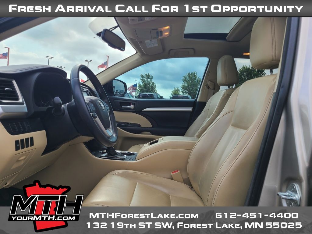 2015 Toyota Highlander Base Hybrid photo 11