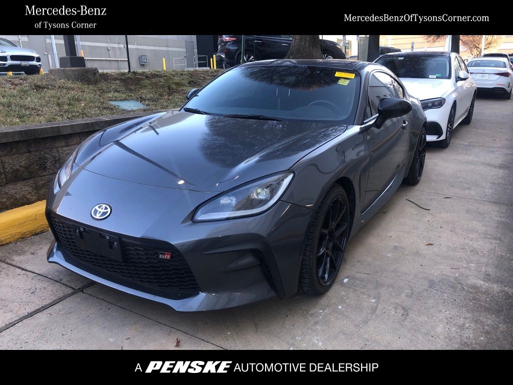 2023 Toyota GR86 Premium's photo