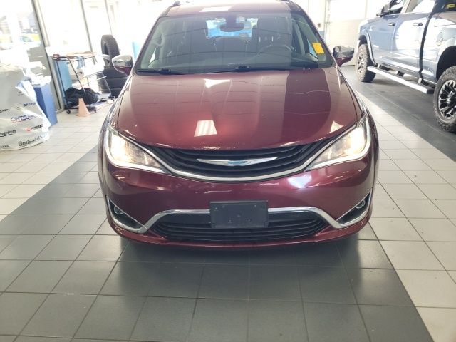 Used 2018 Chrysler Pacifica Hybrid Limited with VIN 2C4RC1N7XJR230355 for sale in Stoughton, WI