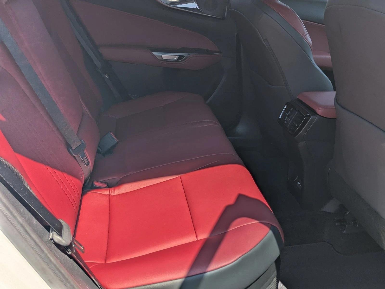 2024 Lexus NX 350h Premium AWD photo 17