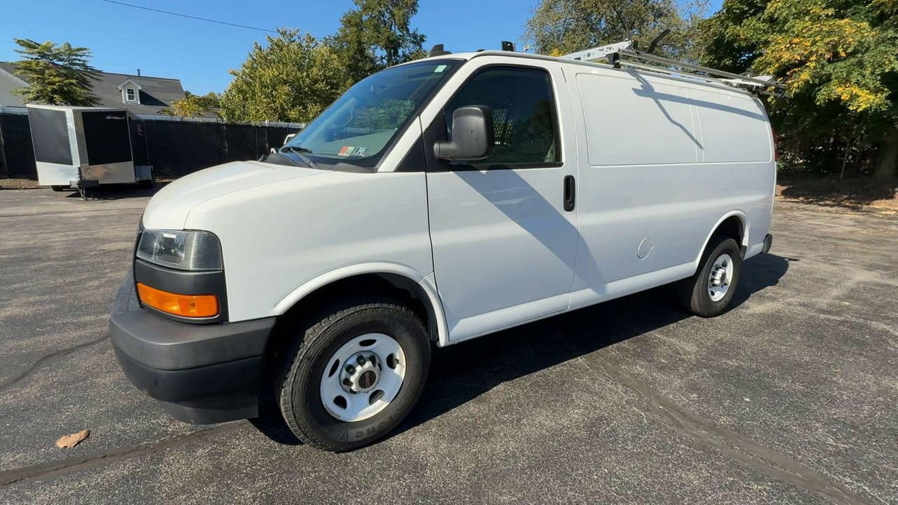2020 Gmc Savana Cargo 3500 photo 4