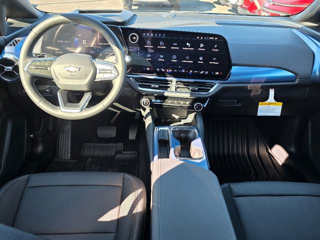 2026 Chevrolet Equinox EV 1LT photo 2