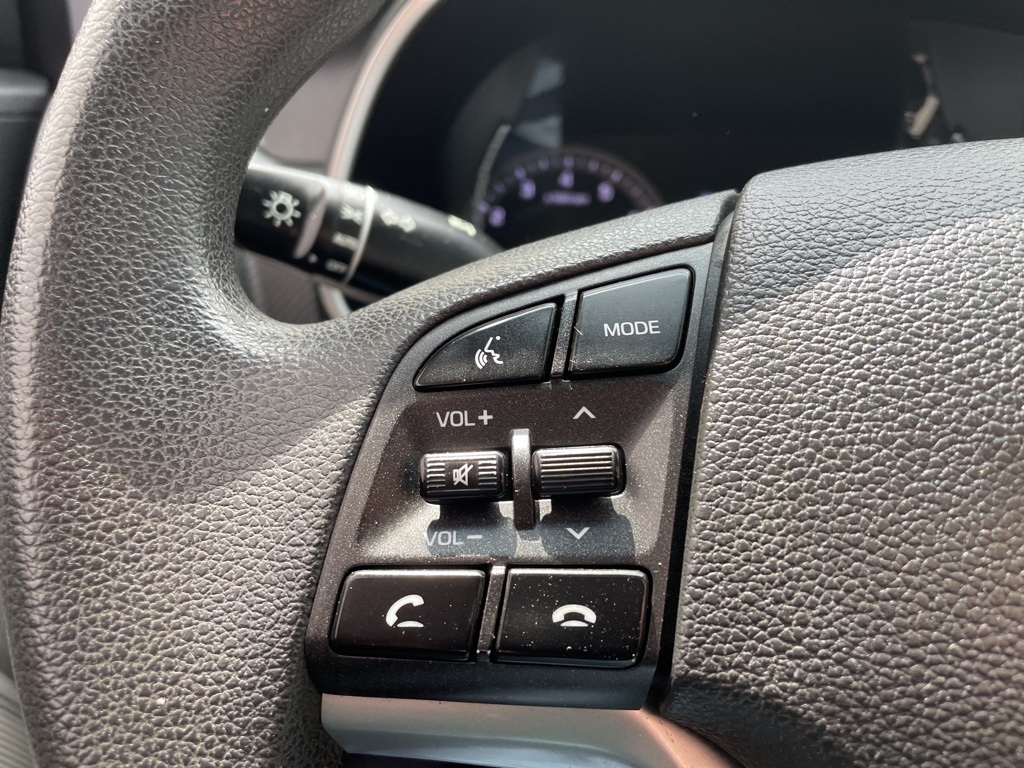 2020 Hyundai Tucson SE photo 7