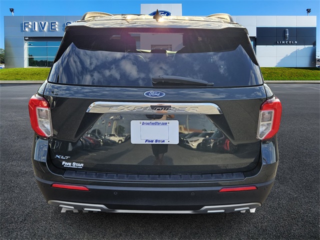 2022 Ford Explorer XLT photo 4