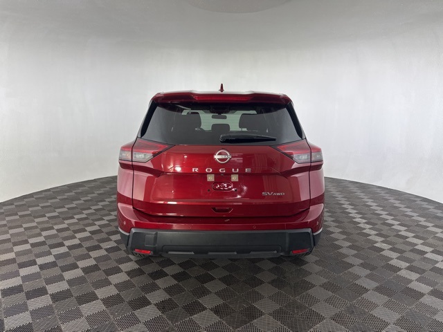 2024 Nissan Rogue SV photo 4
