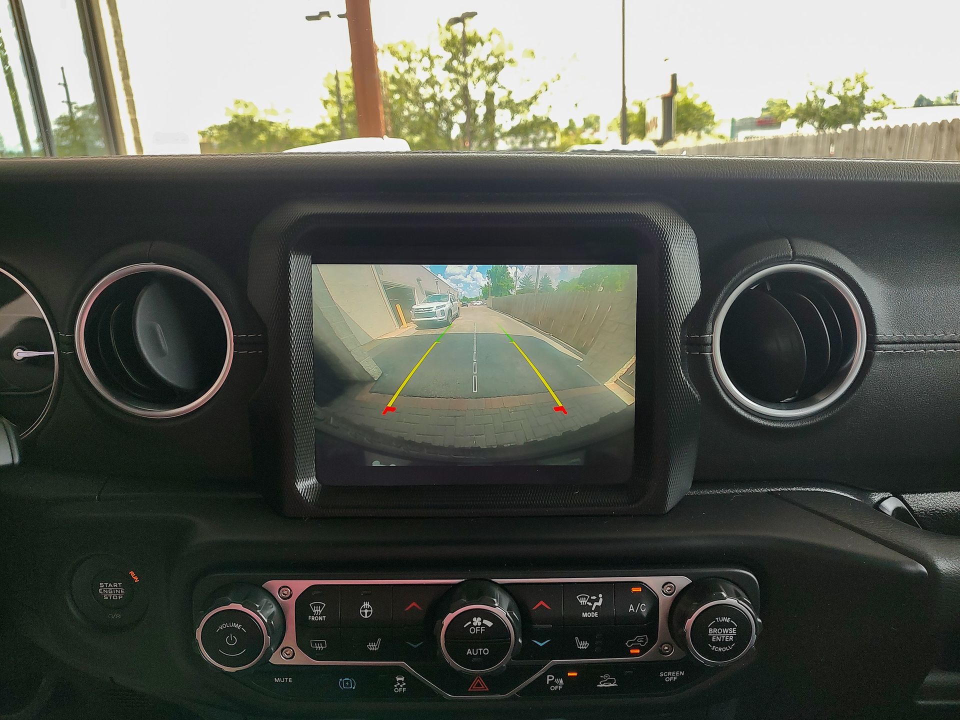 2021 Jeep Wrangler Unlimited Sahara 4xe photo 10