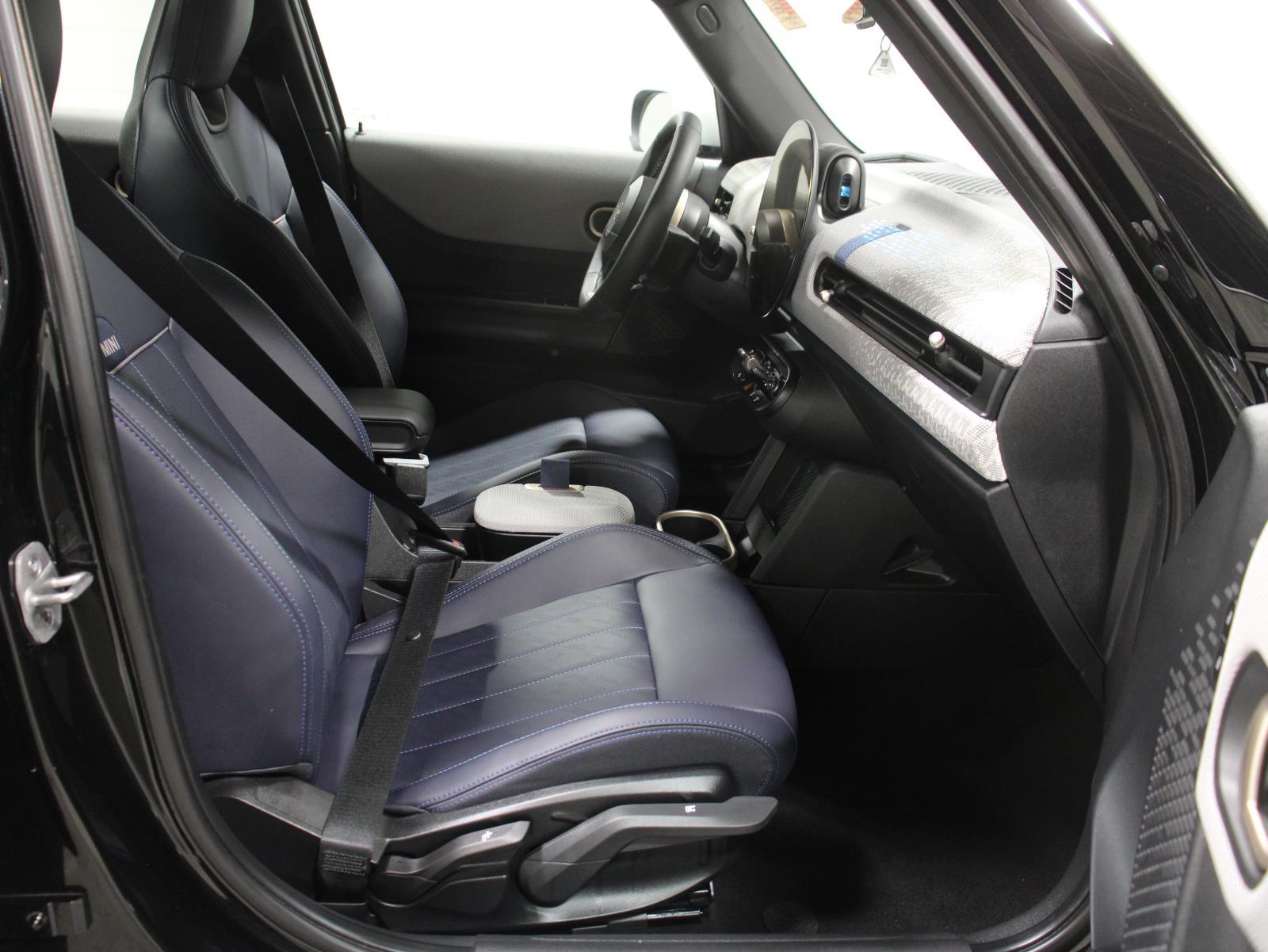 2025 Mini Cooper S Hardtop 4 Door photo 19