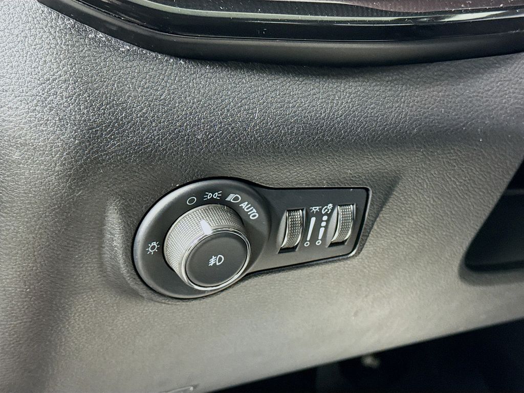 2022 Jeep Compass Altitude photo 8