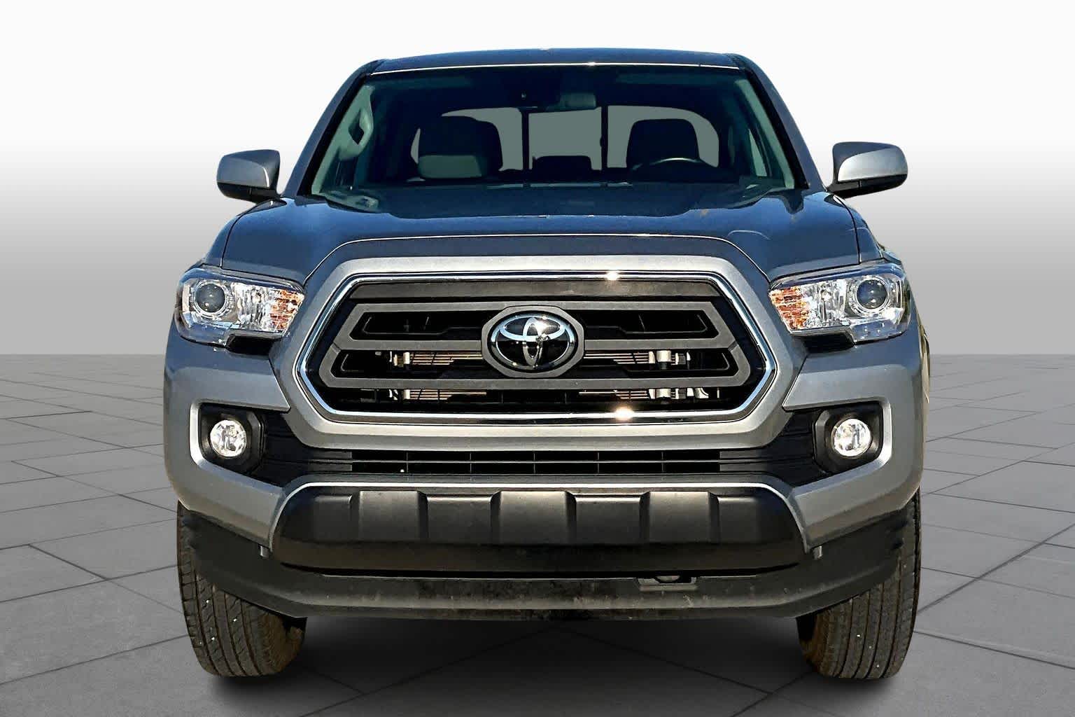2023 Toyota Tacoma SR5 photo 3