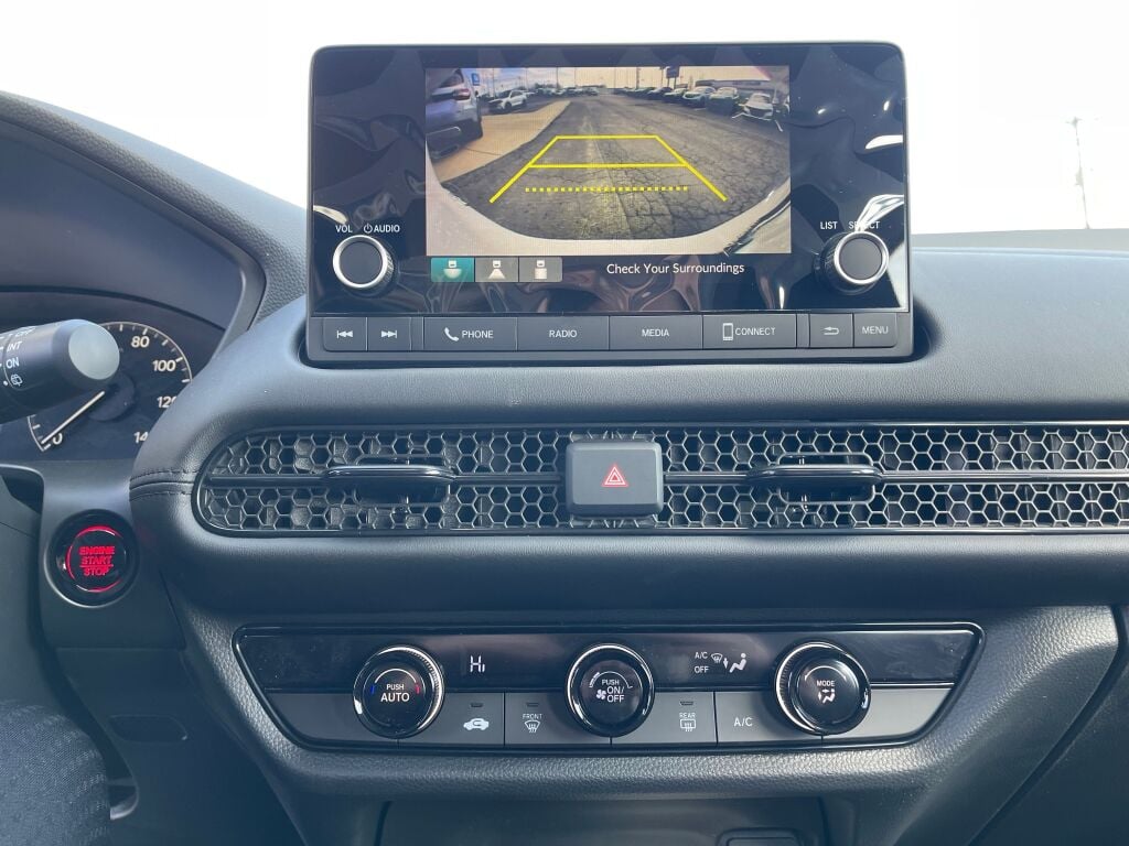 2026 Honda HR-V LX photo 9