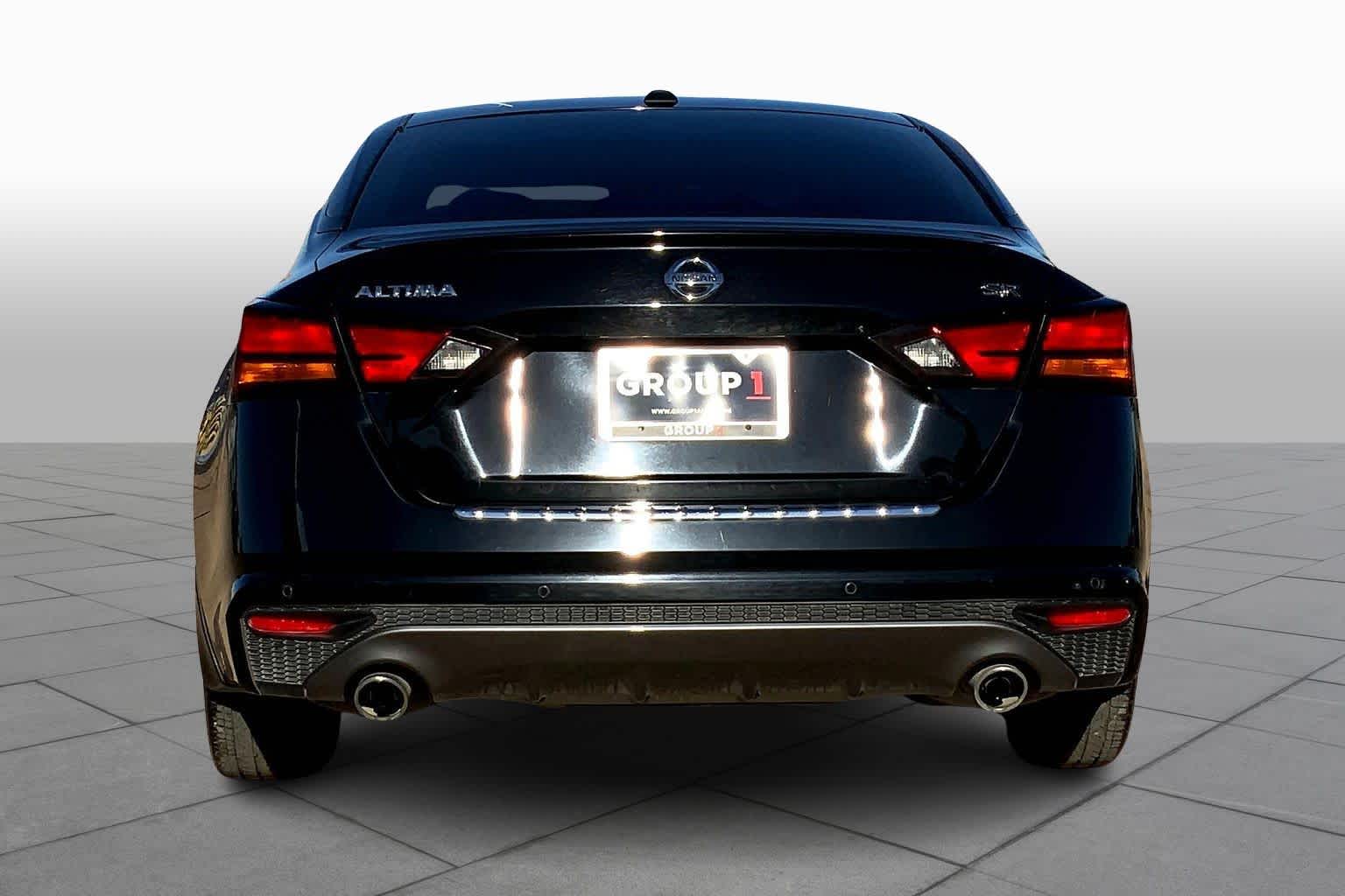 2022 Nissan Altima 2.5 SR photo 4