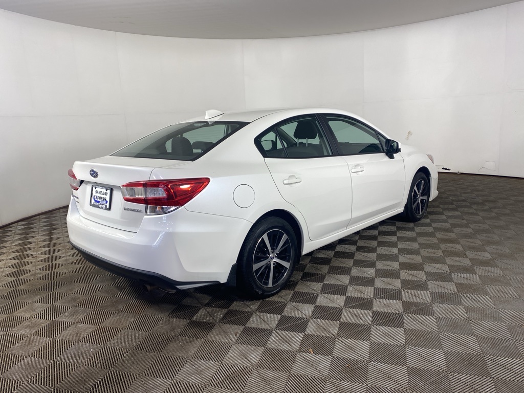 2023 Subaru Impreza Premium photo 3