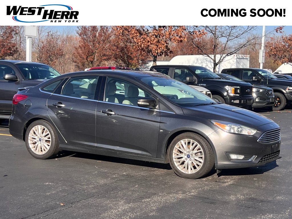 2017 Ford Focus Titanium's photo