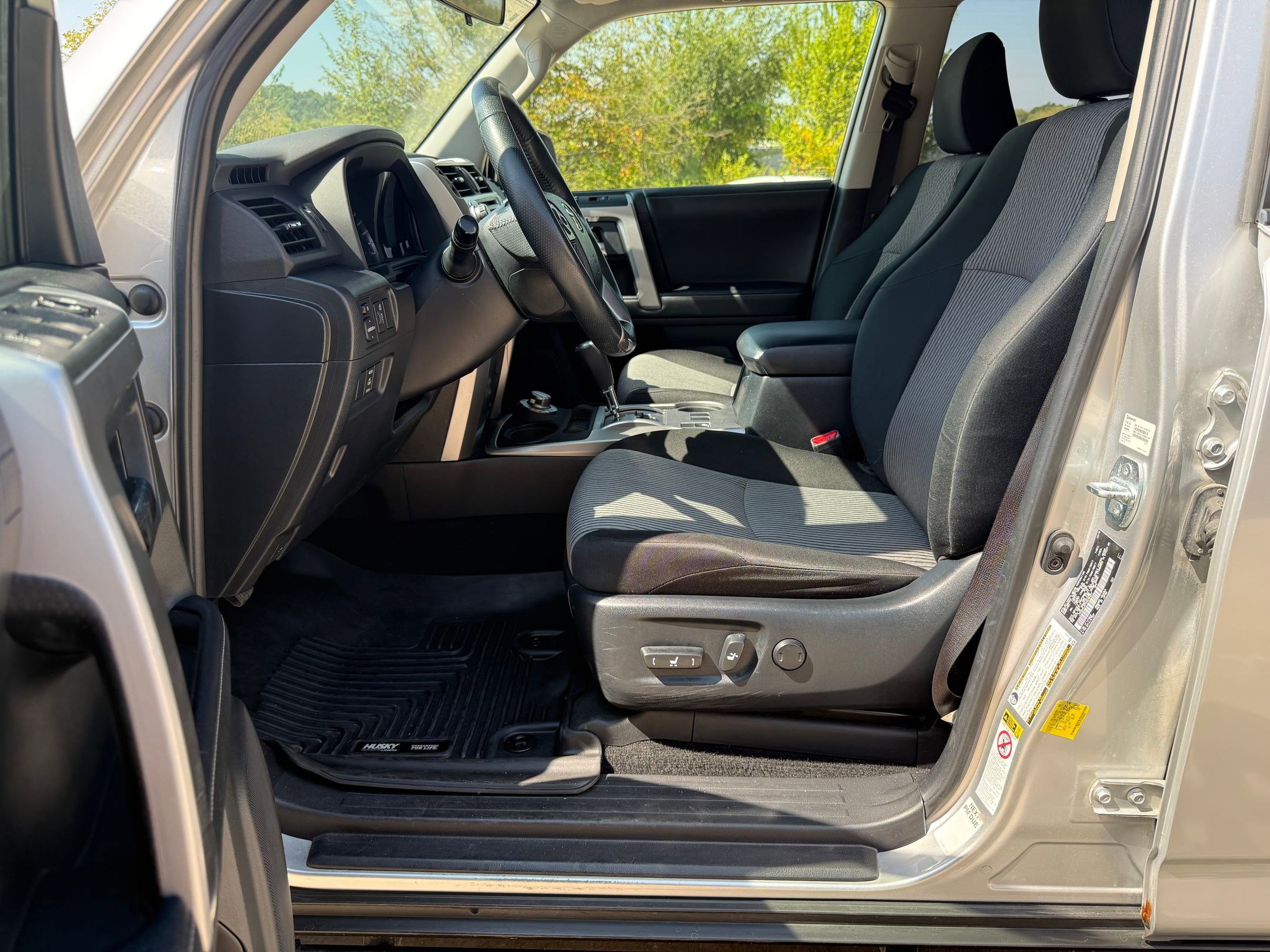 2019 Toyota 4Runner SR5 4WD photo 5