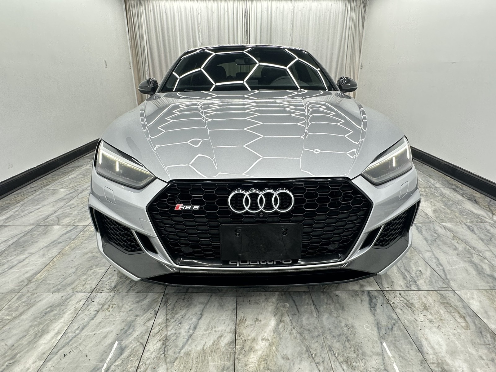 2019 Audi RS 5 photo 2