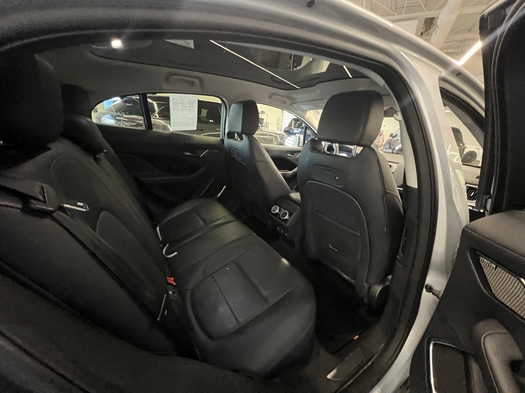 2020 Jaguar I-PACE S photo 18