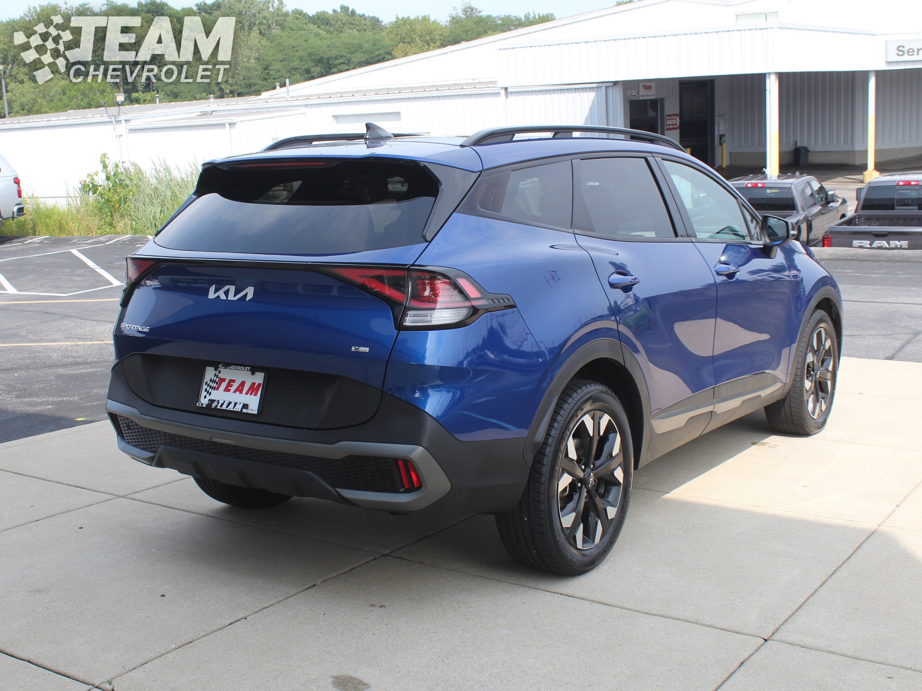 2023 Kia Sportage X-Line photo 2