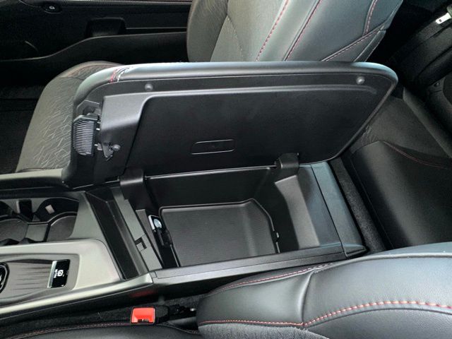 2025 Dodge Charger R/T photo 24
