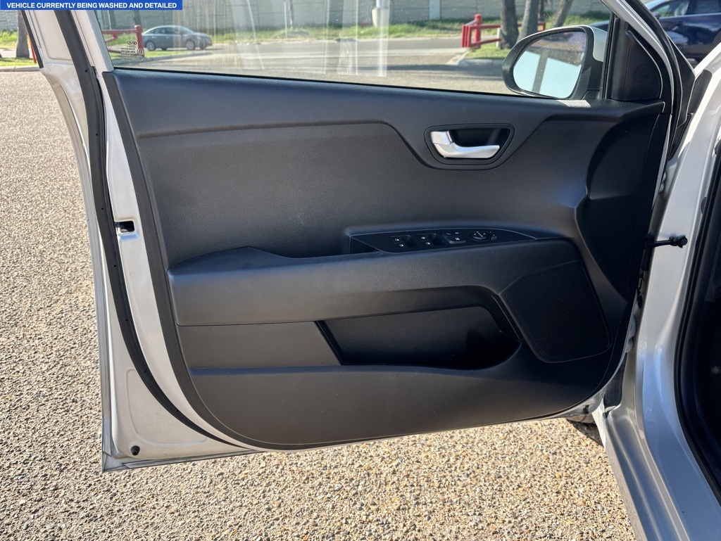 2022 Kia Rio LX photo 10