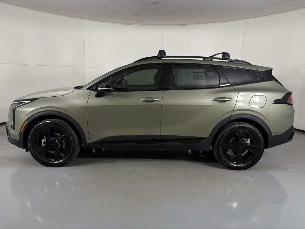 2026 Kia Sportage Plug-In Hybrid X-Line photo 2